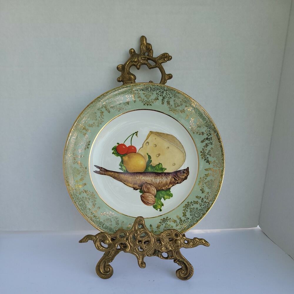 Vintage Liverpool RD. Pottery LTD Stoke-on-Trent England 10” Plate Fish, Cheese